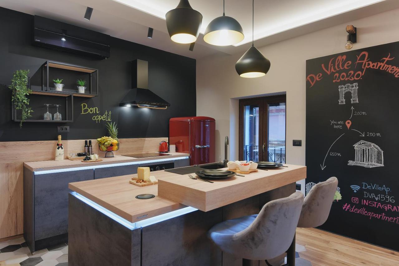 Apartment De Ville 2020 With Free Parking Pola Esterno foto