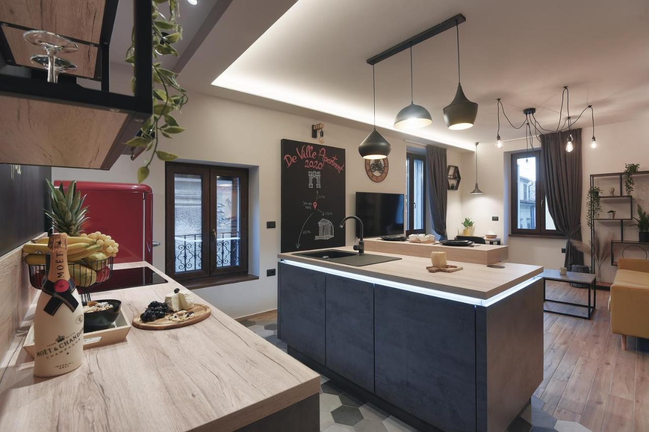 Apartment De Ville 2020 With Free Parking Pola Esterno foto